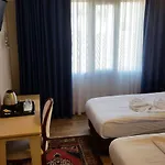 Urkmez Hotel 3*