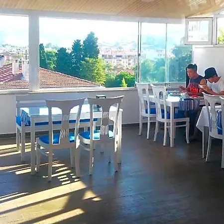 Urkmez מלון