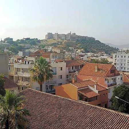 Hotel Urkmez 3*