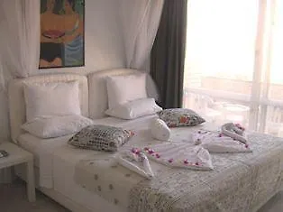 Hotel Urkmez 3*