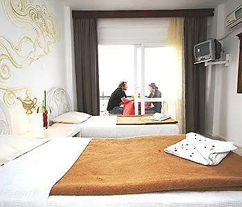 Urkmez Hotel 3*